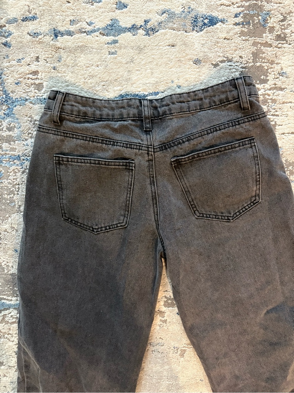 Edikted Raelynn Low Rise Jeans Size Small - Picture 8 of 8